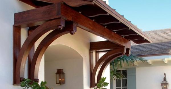 Visière au-dessus du porche en bois: 5 conseils pour choisir un design et une fabrication